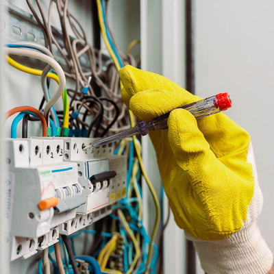 NR 10 - Segurança em Instalações e Serviços com Eletricidade